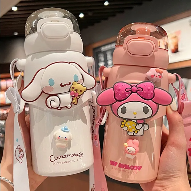 

Sanrio Anime Kawaii Cinnamoroll Kulomi Melody Cartoon GirlHeart Portable Thermos Cup Student Children's Straw Cup Birthday Gift