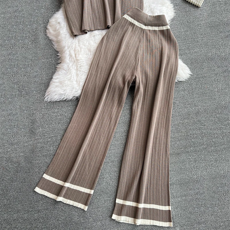 Women Casual Summer Loose Contrast Color Knit Two-piece Set POLO Collar Short Sleeved Top and High Waisted Wide Leg Pants Outfit