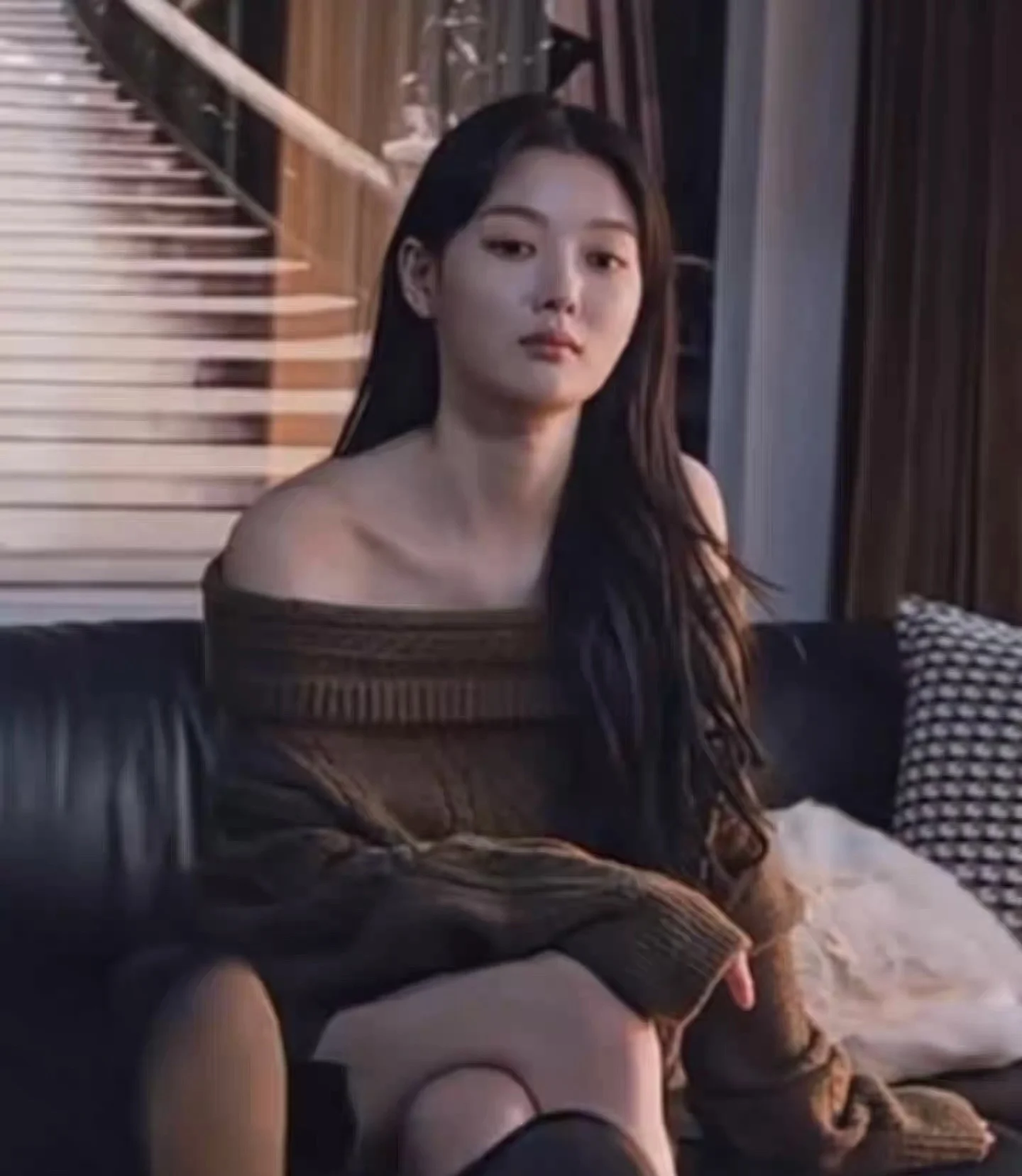 

Sexy Brown Twist Sweater oulder Bared One-oulder Loose Top for Women Long Sve Pure Color Winter Faion Ladies' Clothing