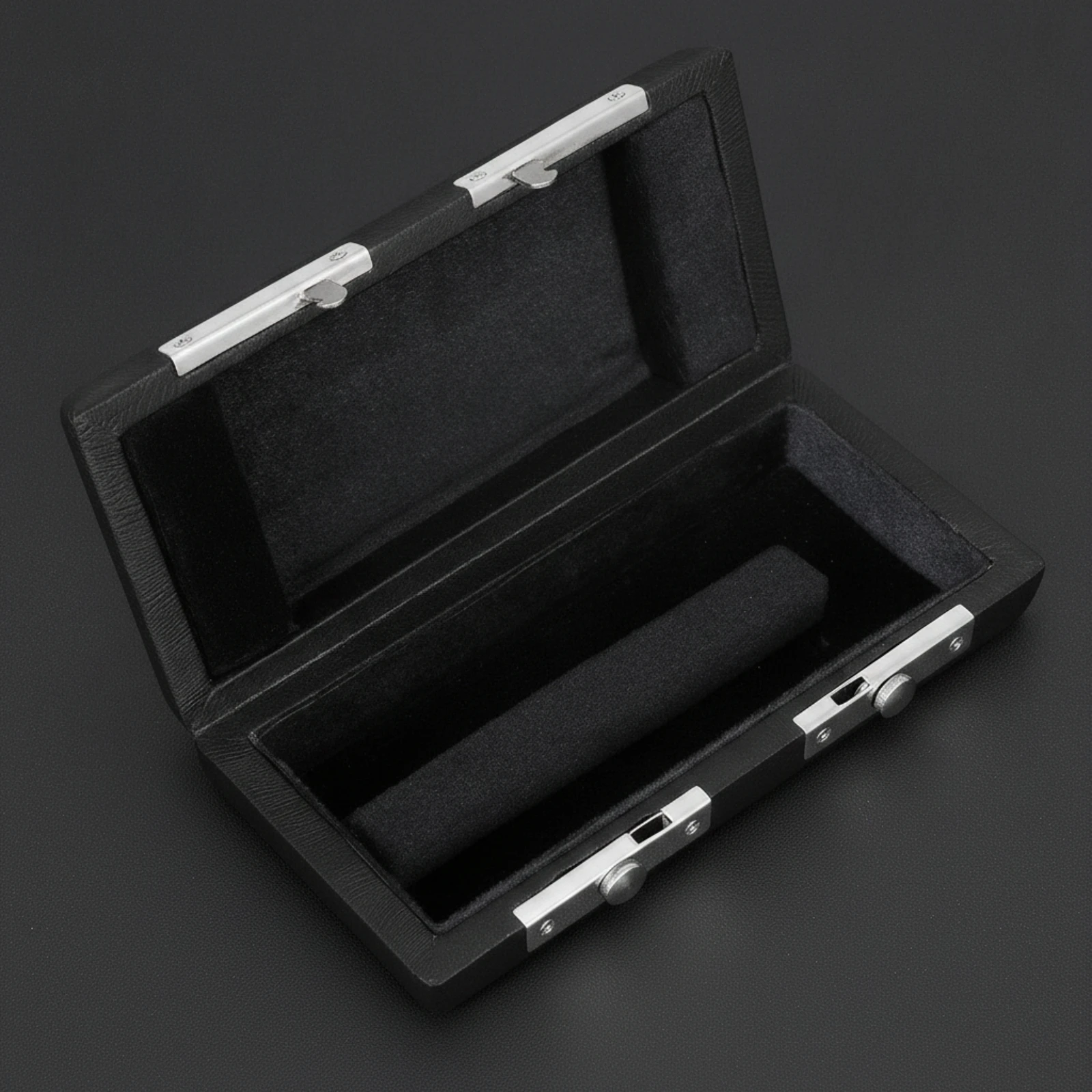 Flute Storage Case Padded Rectangular Flute Case with Metal Latches Portable Long-Lasting for Musicians, Transport