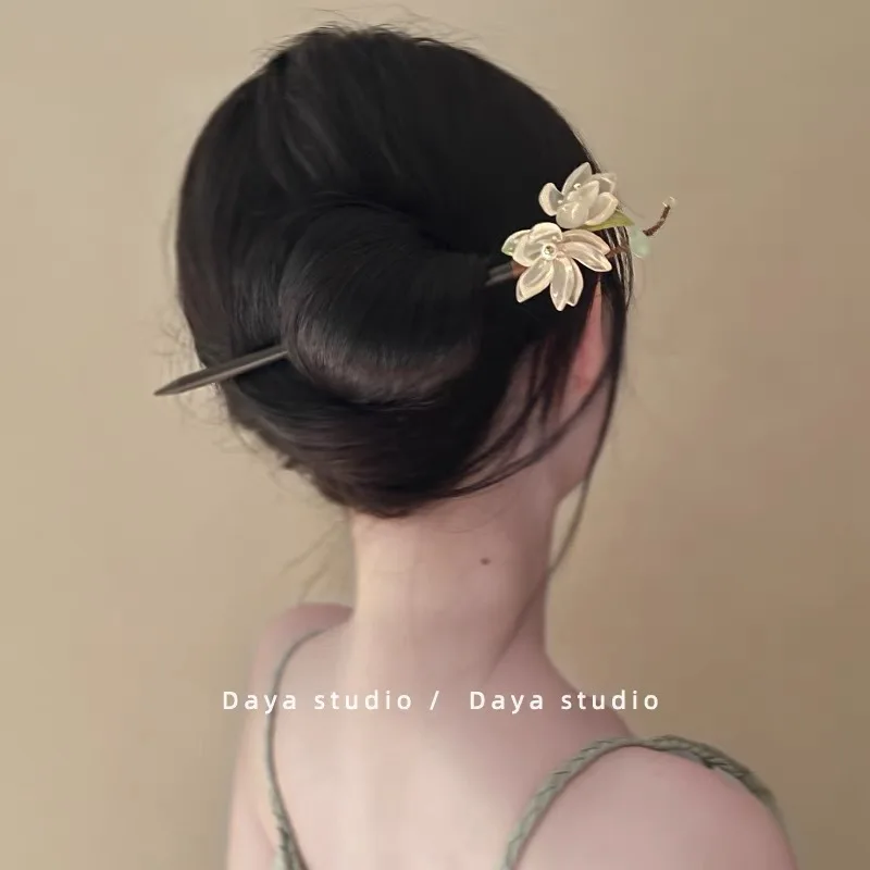 Lotus Hair Sticks Sandalwood Flower Hairpin Forks Chinese Hanfu Hair Accessories Vintage Bride Tiaras Retro Wedding Hair Jewelry