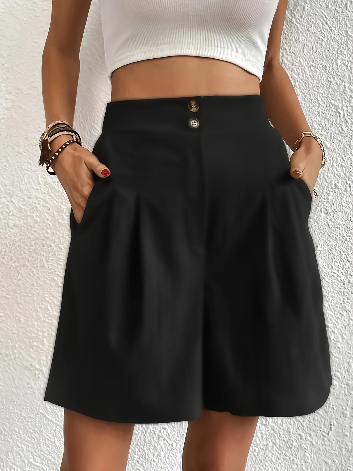 Plus Size Solid Pleated Wide Leg Shorts Casual High Waist Shorts For Spring Summer Women\'s Plus Size Clothing