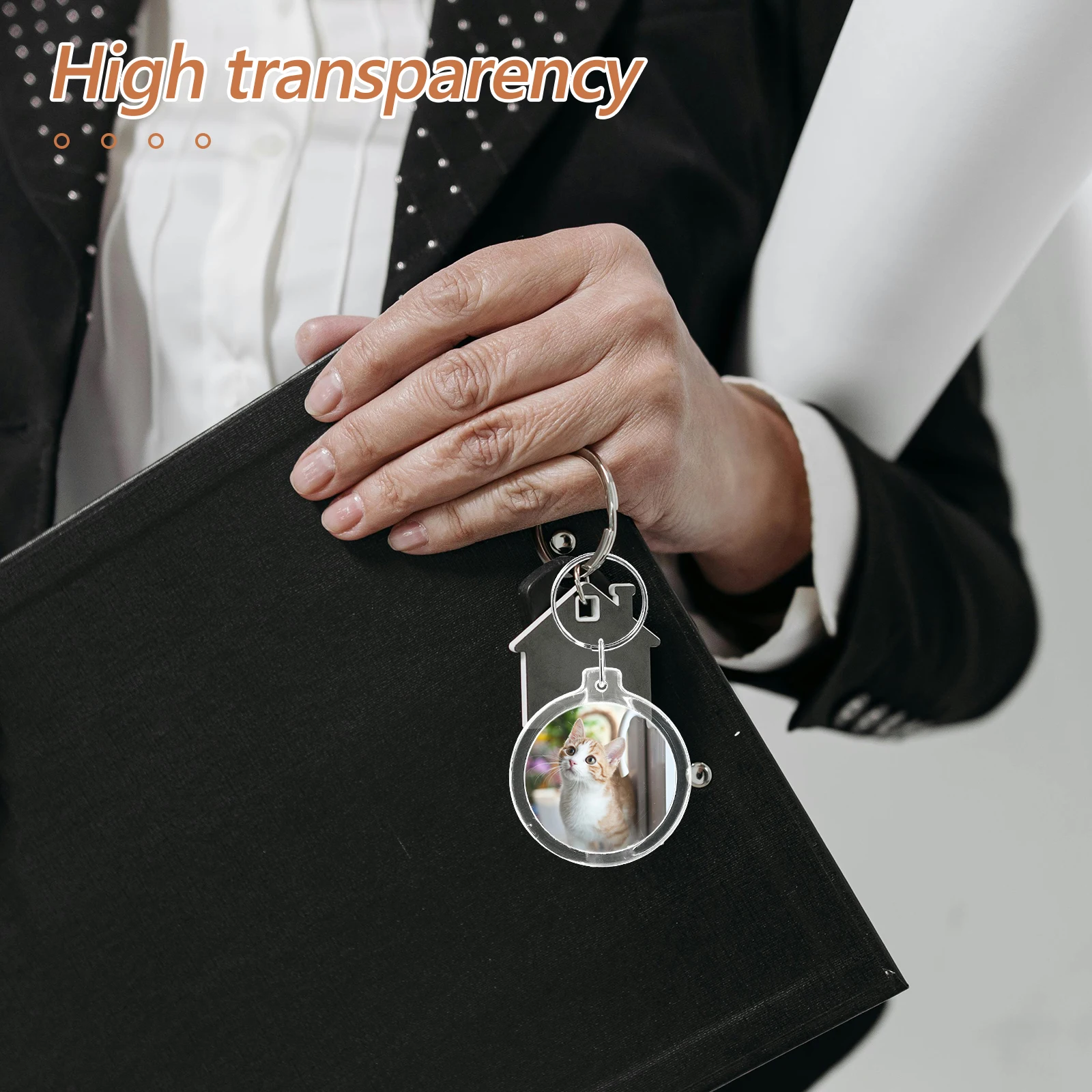 

30pcs Clear Photo Keychains Transparent Picture Frame Keychain Round Acrylic Blanks Multifunctional Pendant Decorative Souvenirs