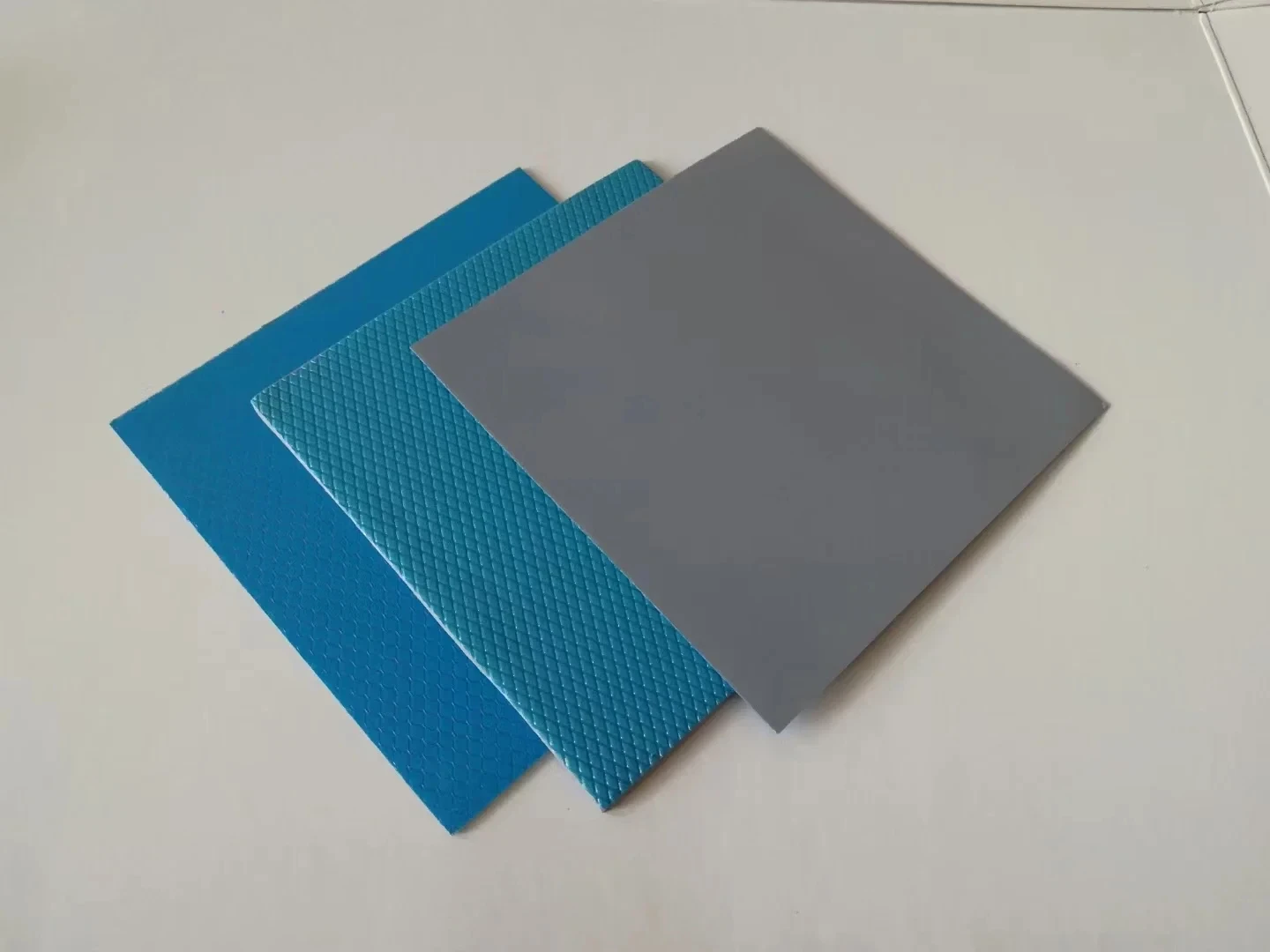 22 W/mk 3.0mm Conduttore di Calore Pad Termico Computer Portatile GPU Scheda VGA CPU Dissipatore di Calore di Raffreddamento Conduttivo Foglio di Grasso Al Silicone