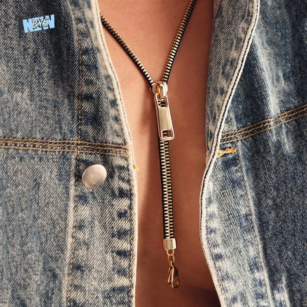 Vintage Choker Zipp…