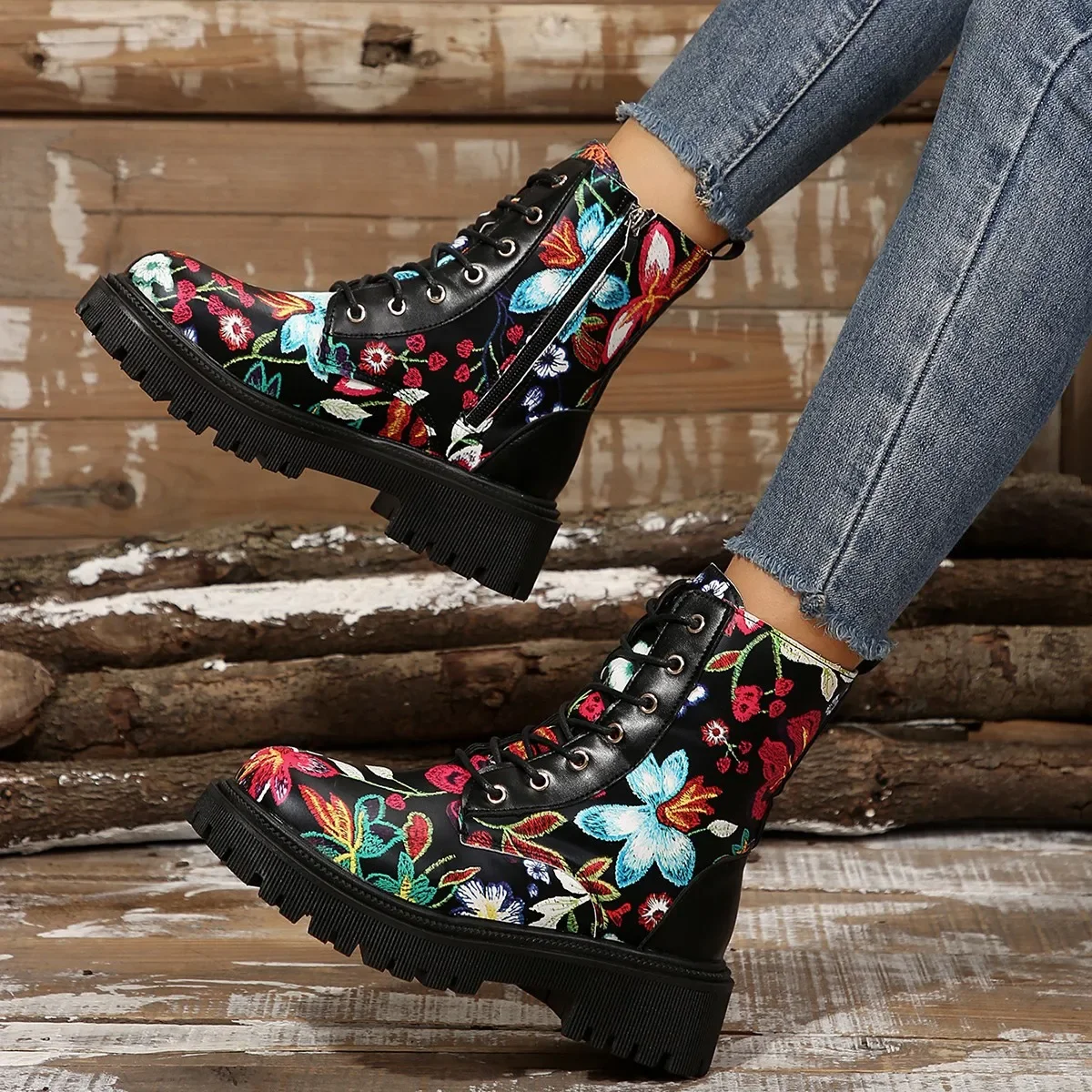 

New Exquisite Women's Boots Side Zipper Thick Heel Thick Bottom British Style Fashion Boots Fashion Trend Versatile Short Boots