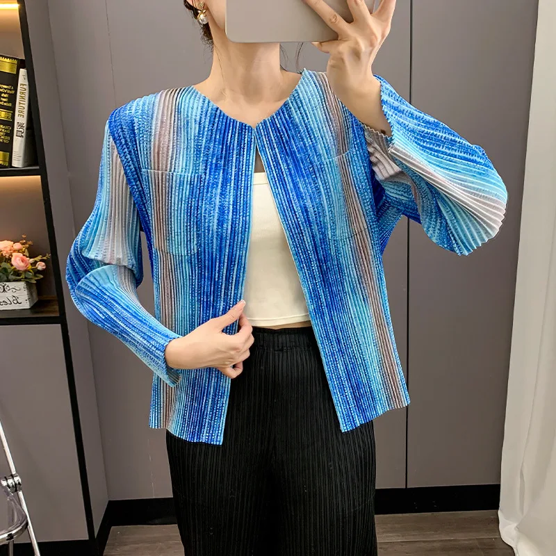 Miyake Summer New 2025 Folded Striped Printed Top Women's Fashion Loose Short Versatile Pleats Small Jacket Pleated Cardigan