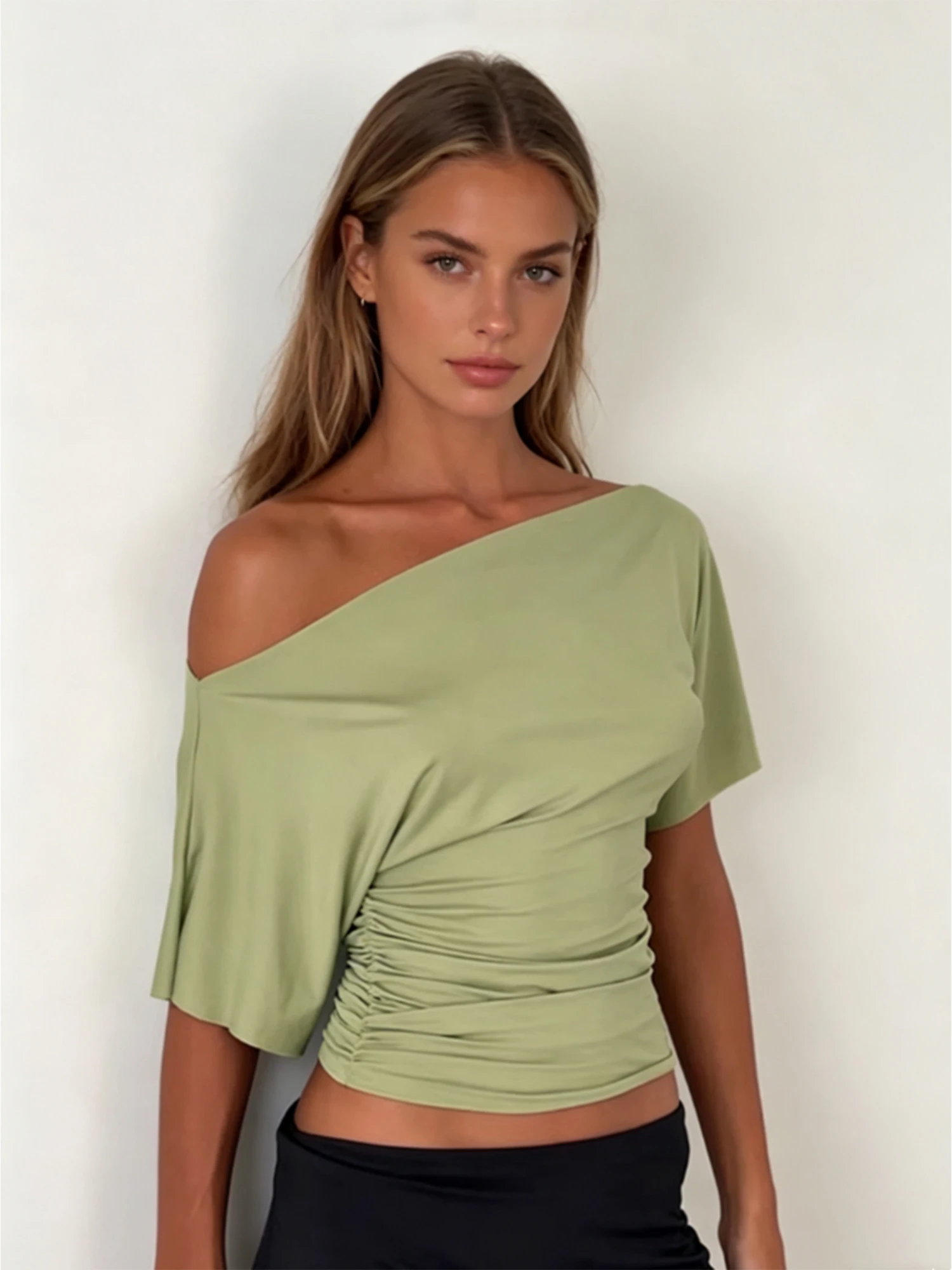 Women's Light Green Off-shoulder Short Sleeve T-shirt Aesthetic Y2K Gyaru Tee Top Slim Fit Cropped T-shirt Top for Women Autumn