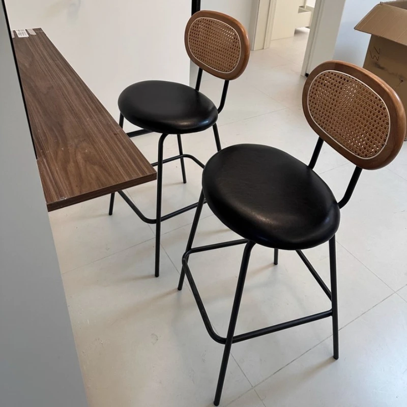 Rattan Weaving Backrest Bar Stools Minimalist Counter Height Chairs for Kitchen Modern Designer Bar Chair Vintage Reception Seat
