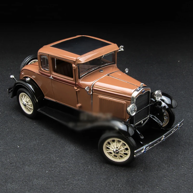 1:18 Scale 1931  A Car Model Full-open Door Diecast Alloy Metal Vintage Vehicle Toys Adult Collection Gifts Display Decoration