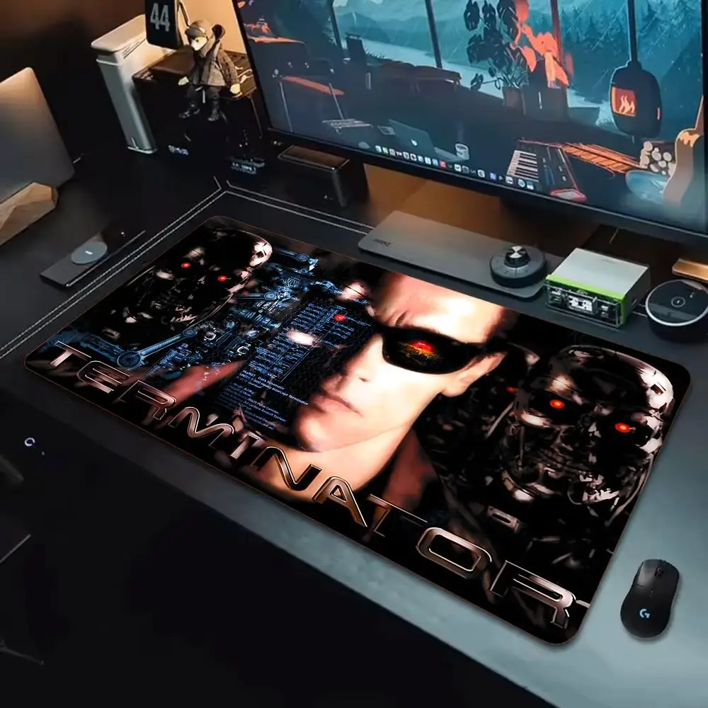 

The Terminator Mouse Pad XXL Large Mouse Pad, Smooth Surface for Gaming, Non-Slip, Comfortable Desk Mat