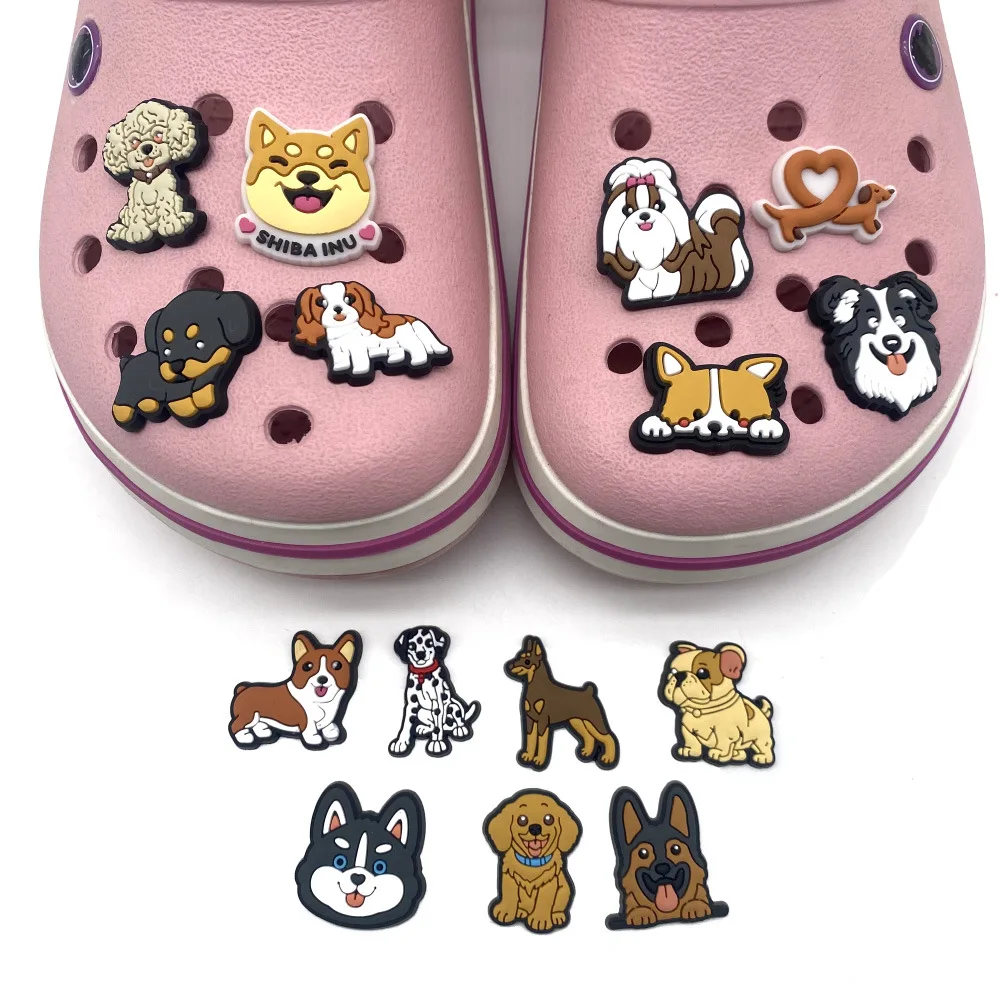 Animal Cartoon Series Sapato Encantos para Crianças, Cão Kawaii, Acessórios de Designer, Tamanço Clássico, Presente, Venda Quente, 1Pc