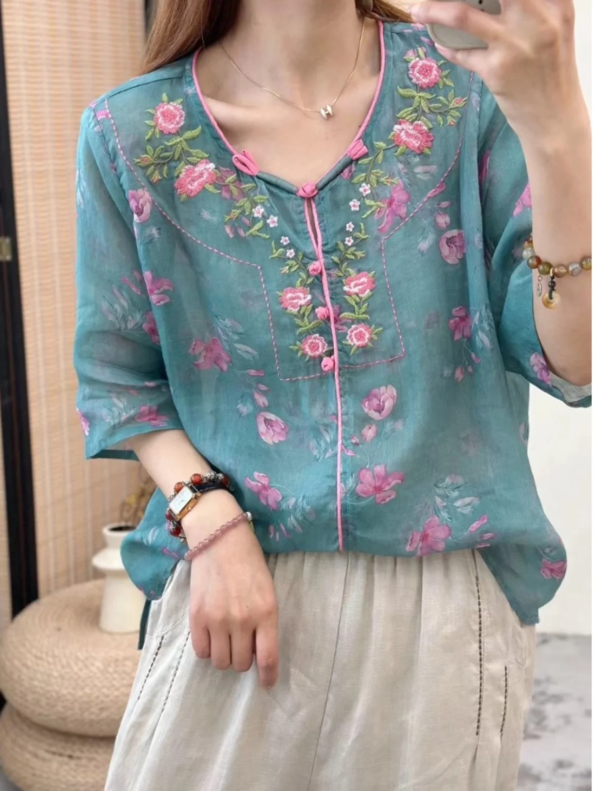 

Retro Heavy Embroidery Flax irt Women's Summer New Chinese Sle National Faion Button Five Sve Cotton Linen Overhead Top