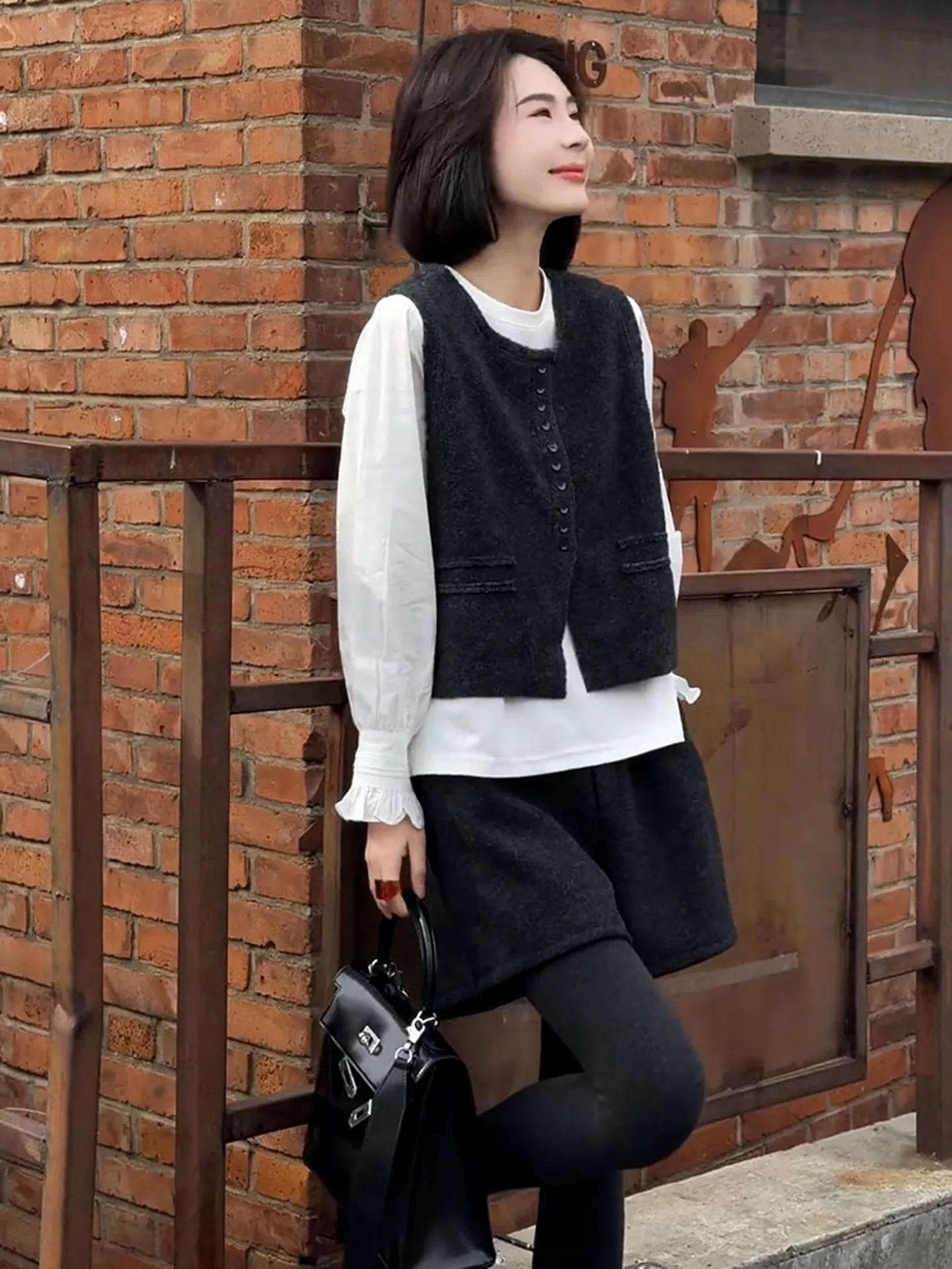 

Женский весенний модный комплект больших размеров: повседневный топ с длинным рукавом, жилет и шорты с высокой талией, комплект из трех предметов