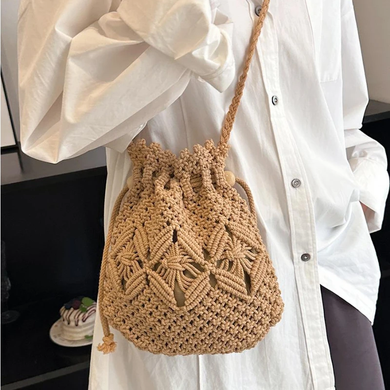 Śliczna luksusowa projektantka marki słomiana tkana torba na ramię typu Bucket Crossbody 20223 nowych moda w stylu Casual, letnia podróż plaża kobiety modne