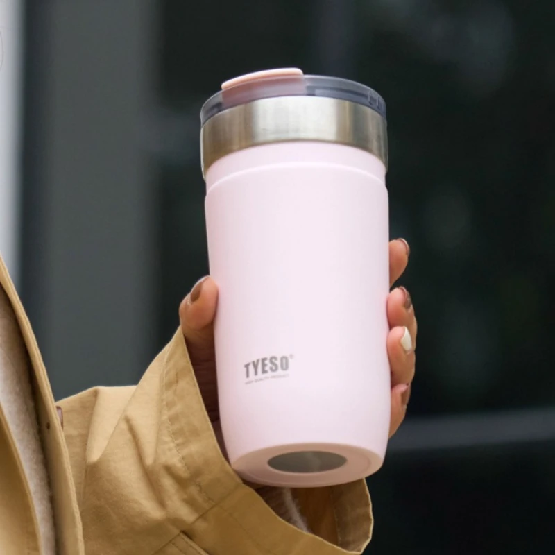 TYESO 550/710ML Portable Insulated Tumbler with Straw 304 Stainless Steel Vaccum Matte Ice Coffee Tumbler for Outdoor Car Travel