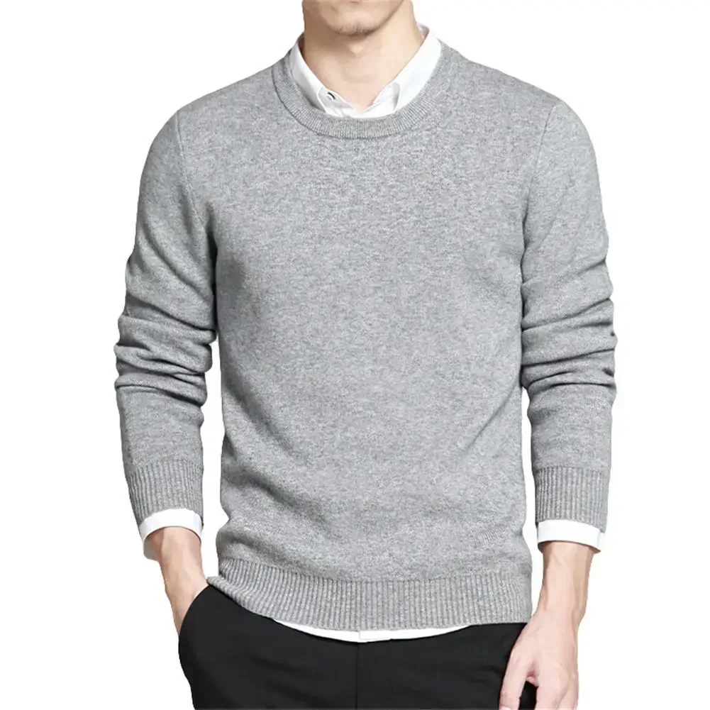 European and American Men's New Casual Solid Color Round-neck Versatile Pullover Knitted Sweater for Autumn and Winter.