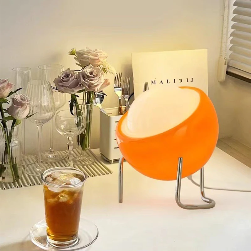 

Medieval USB Indoor Table Lamp Living Room Bedroom Bedside Glass Creative Night Lights Nordic LED Retro Decoration Desk Lamps