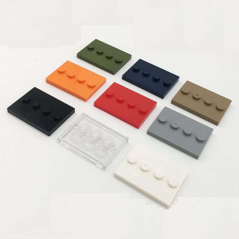 Hot-selling mini-figure accessories universal base plate 3X4 basic board figure display standing assembly building blocks