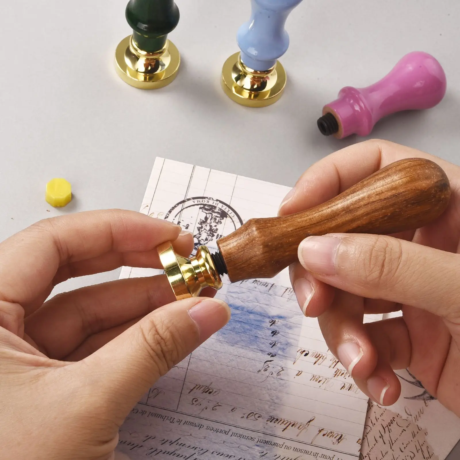 Retro Stamp Wooden Handle Antique Metal Sealing Handle Wedding Invitations Wax Seal Stamp DIY Handmade Art Crafts Gifts