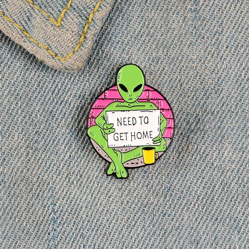 Begging ET Enamel Pins Custom Alien Brooches for Bag Shirt Lapel Backpack Banner Funny Badge Jewelry Gift for Kids Friends