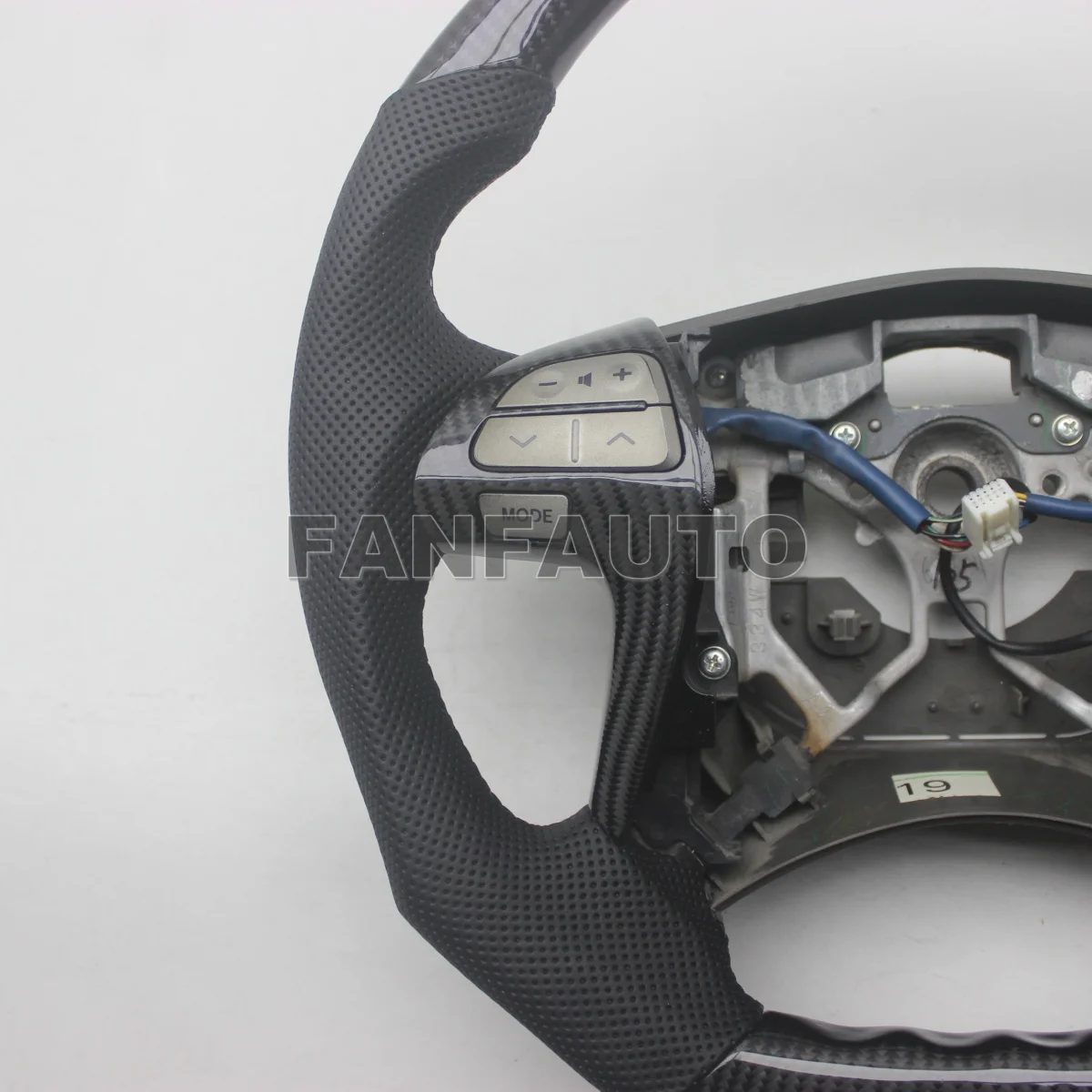 Replacement D Shape Real Carbon Fiber Steering Wheel with Leather for Toyota Camry 2007-2011
