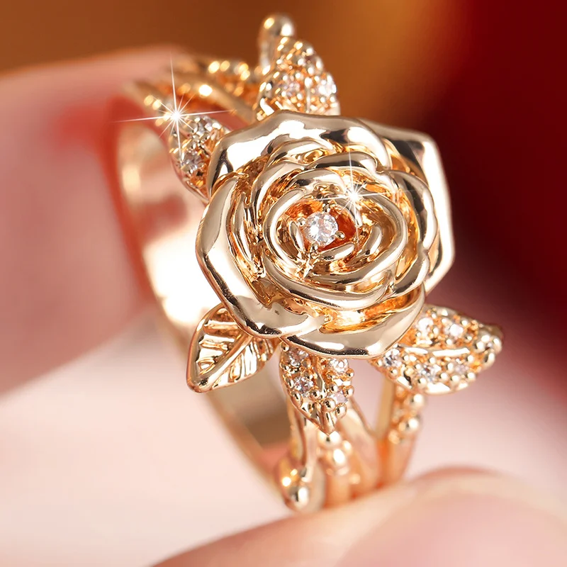 Romantischer Luxus-Mode-Ring für Frauen mit Relief-Rosenform, synthetischem Zirkon-Besatz, exquisiter, wunderschöner Ring, Geschenk für Paare