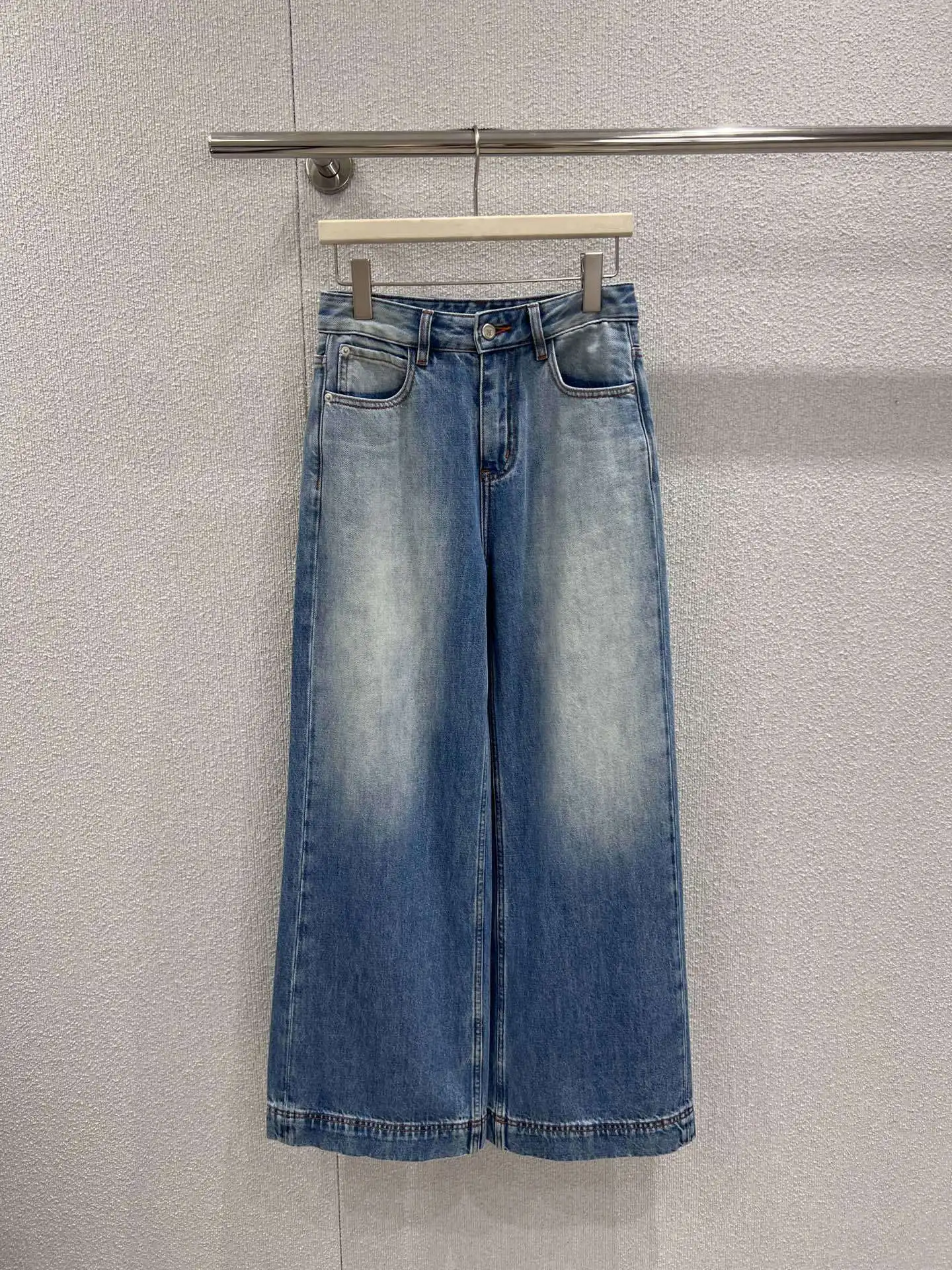

2026 Spring/Summer New Vintage Distressed High-Waisted Loose-Fitting Wide Leg Straight Floor-Length Jeans (Denim Pants)