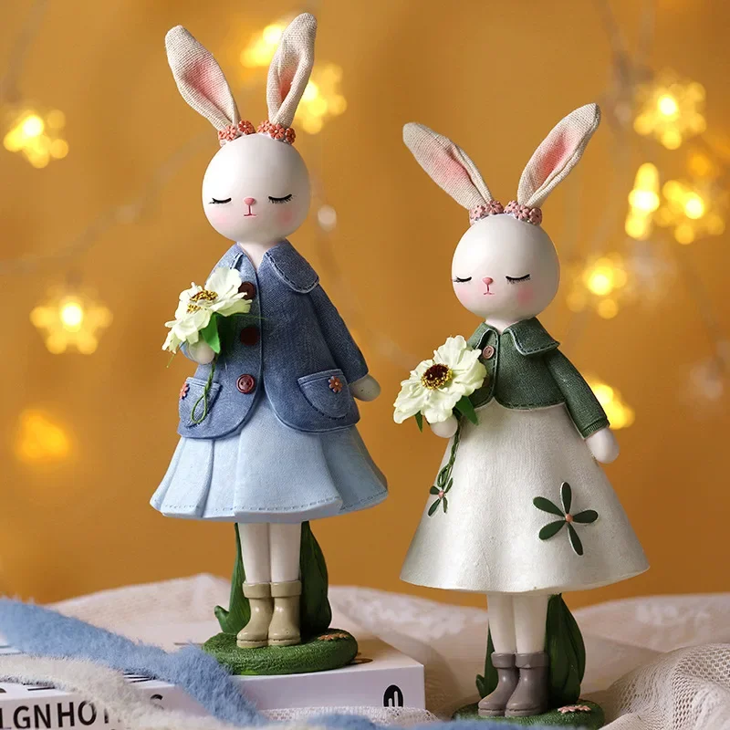 

Creative Resin Crafts Rabbit Family Statue, Cute Table Ornaments, Home Decoration Accessories, Birthday Gifts, 27cm