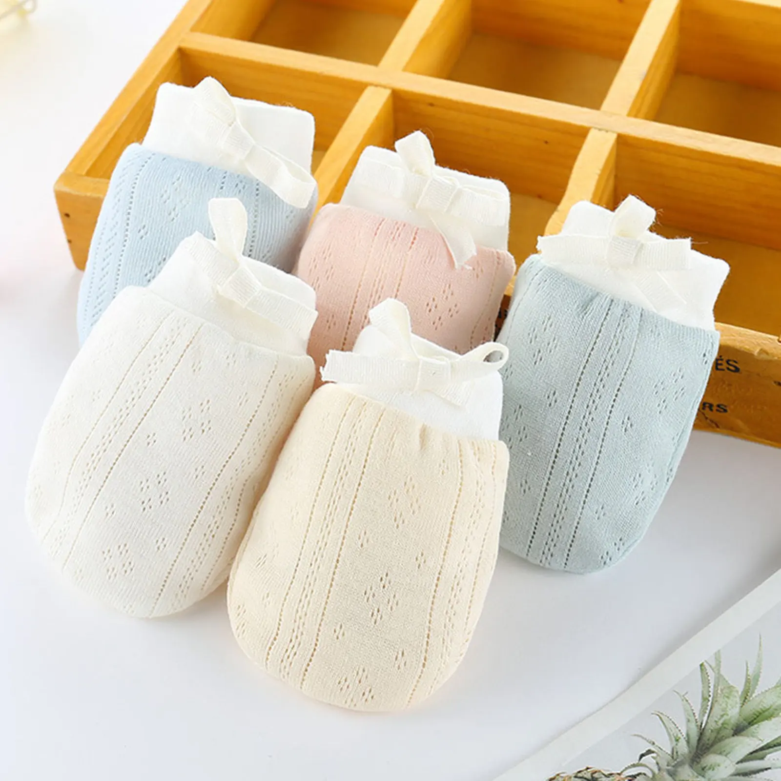 

4Pairs Anti-Scratch Newborn Baby Mittens Adjustable Cotton Gloves with Drawstring Wrist for Infant Skin Protection Gift Set