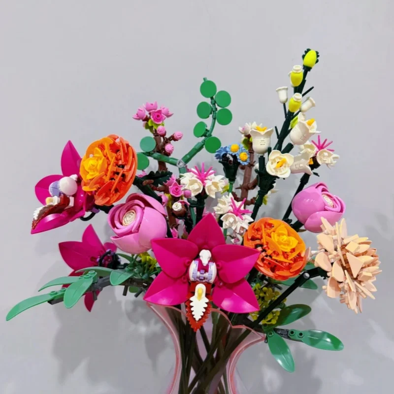 

749 pieces of MOC pink bouquet zinfandel, gypsophila, rose assembled building blocks home decoration girl Valentine's Day gift