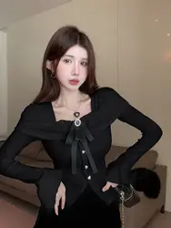Pure Desire Sweet and Spicy Girl Square Neck Bow Top with Split Flared Sleeves Shirt Design Sense Niche Long Sleeved Knitted