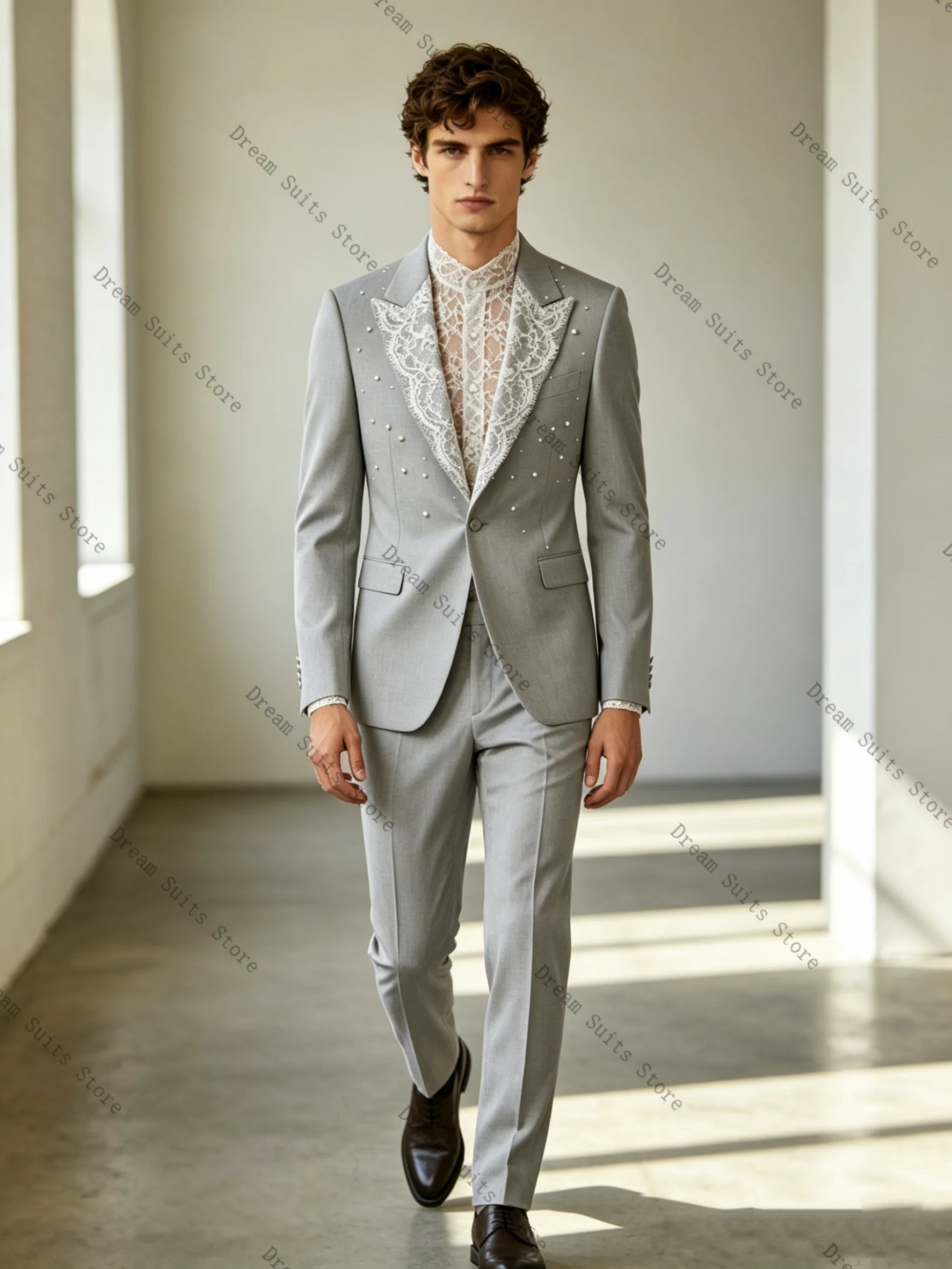 

Light Grey Men Suit Set 2 Pcs Blazer+Pants Trousers White Lace Beaded Customized Formal Office Jacket Wedding Tuxedos Prom Coat