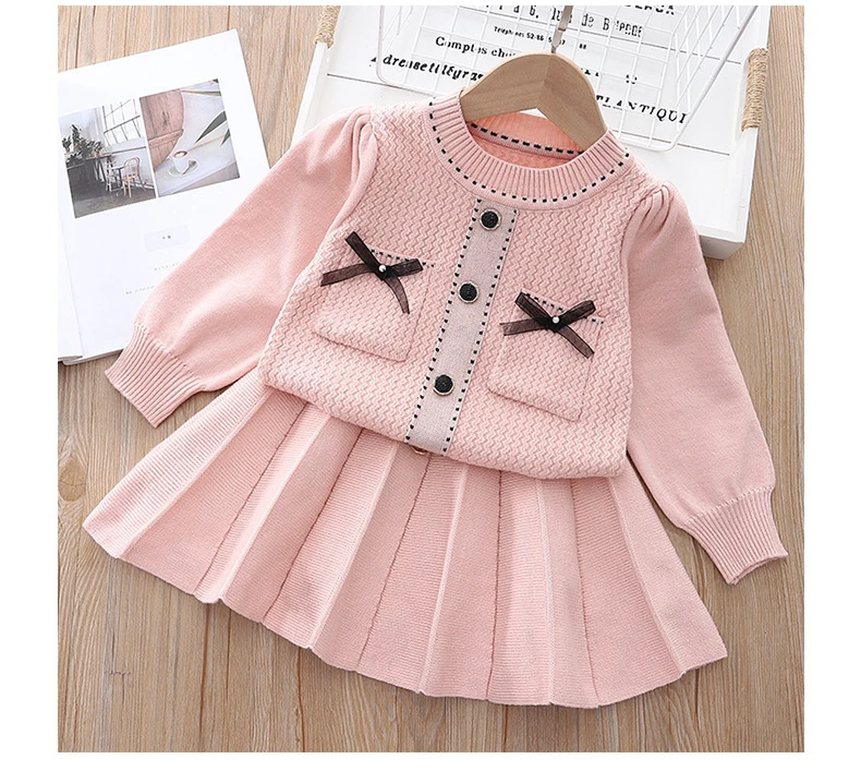 Childrens Sets Girl Korean Knitting Girl Code Round Neck Sweater Pleated Skirt Two Pieces Simple 2024 Round Collar Striped