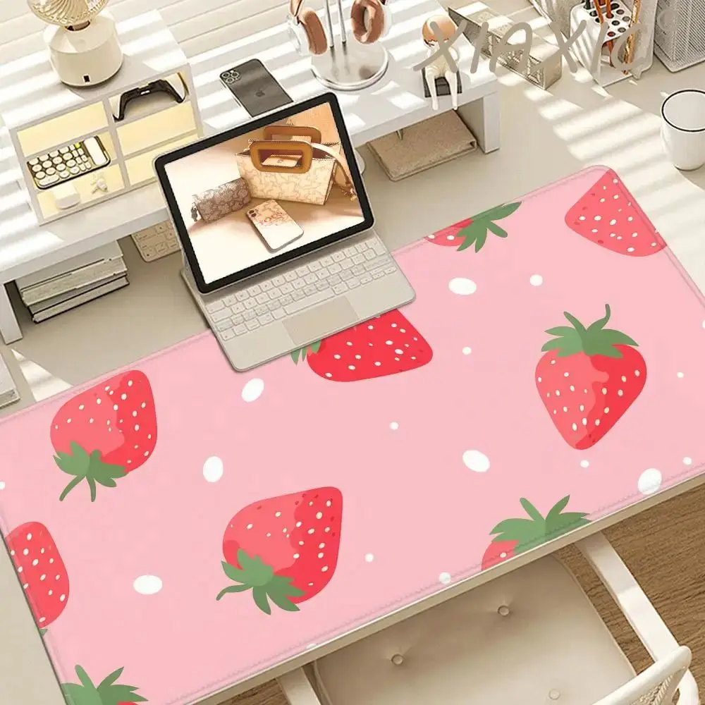 

Full Screen Strawberry Pad Large XXL Rubber Gaming Mousepad Gamer Stitching Dining Table Desk Mat For PC Computer Keyboard Mat