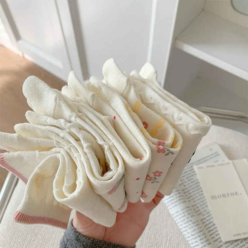 Cute Sweet College Style Bowknot Heart Floral Design Five Finger Socks For Women Girls Split Toe Socks Short Ankle Socks 5 Toes