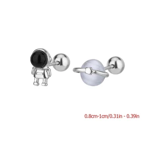 Cor Prata Astronaut Helix Ear Piercing Brincos para Mulheres, Mini Zircão, Estrela, Lua, Tragus, Cartilagem Piercing, Presente da Jóia 10 principais vendas brincos astronauta - №6