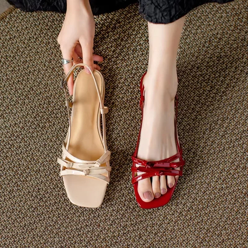 2025 New Stunning Designer Square Toe Single Side Butterfly Red Sandals Summer New Low Heeled Women's Sandals