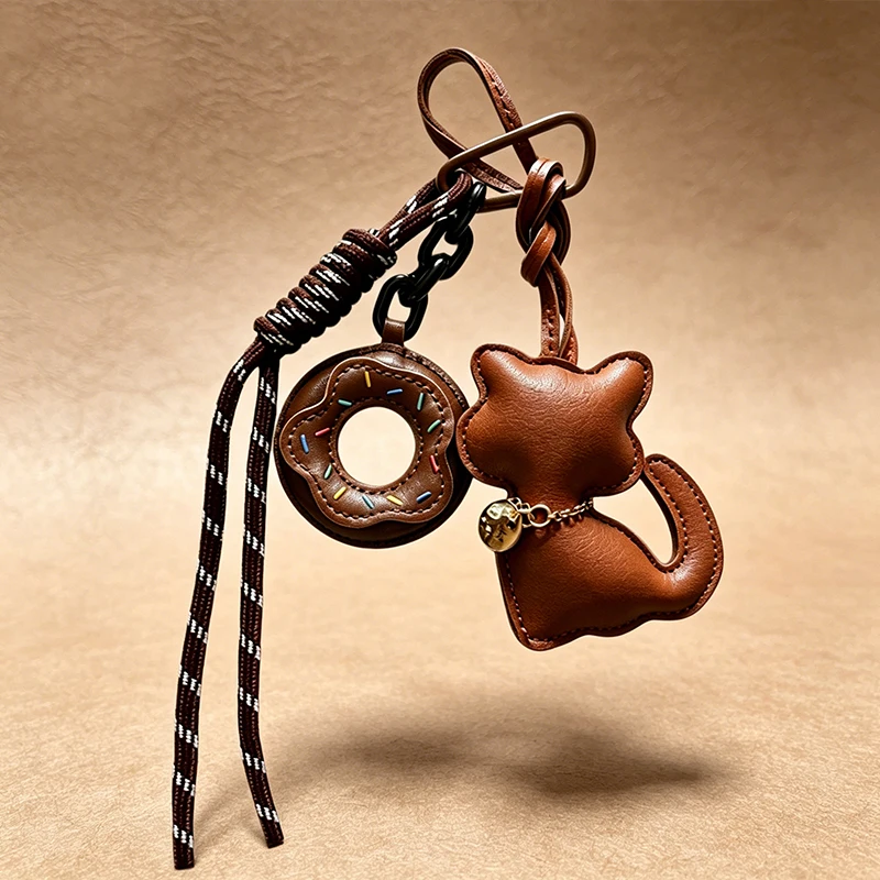 Stilvoller PU-Leder Katzen-Anhänger Schlüsselanhänger Taschenanhänger - Modisches & Spaßiges Accessoire für Taschen – Detail 8