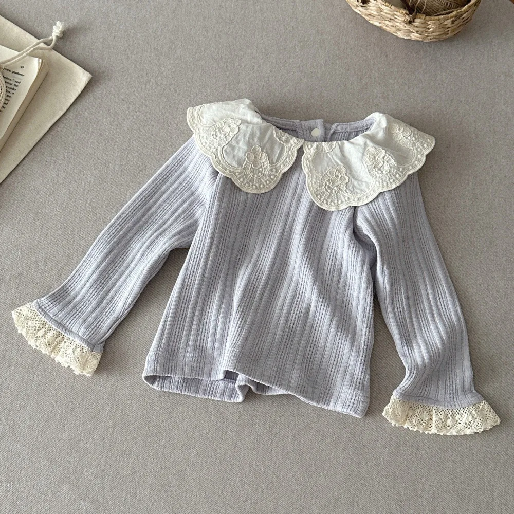 Langärmlige Strickbluse mit Spitzen-Peter-Pan-Kragen für kleine Mädchen, leichte, weiche Baumwolle, lässige Oberteile, Herbst-Outfit für Kinder, Alltagsoutfit – Detail 6