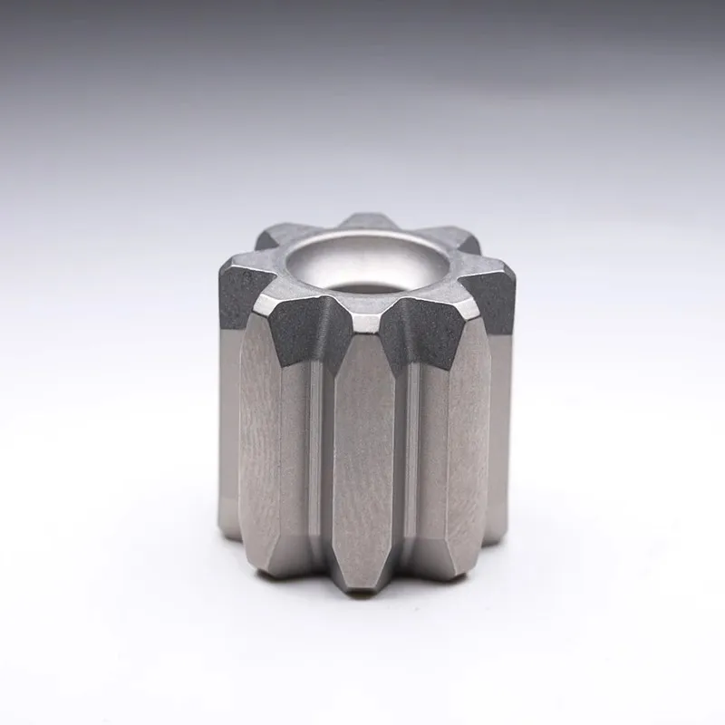 Gear shaped rope pendant,titanium alloy PEI tactical knife  DIY keychain EDC tool pendant umbrella rope weaving,flashlight Ultem