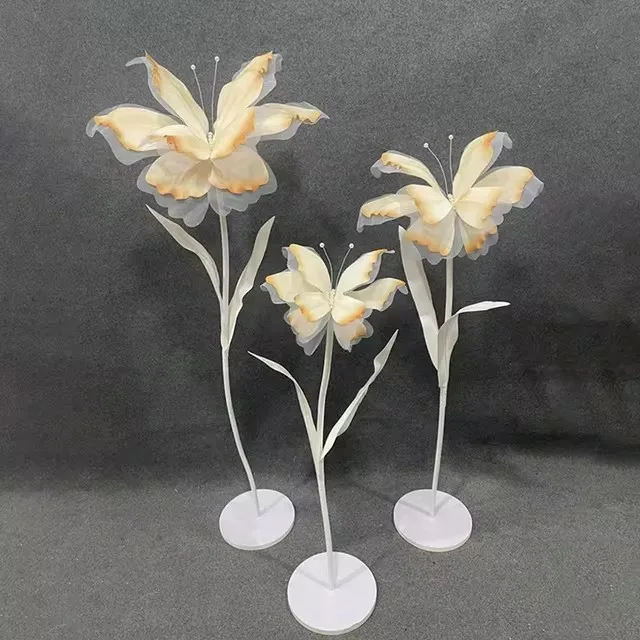 3 Stück Künstliche Schmetterlings-Gazeblumen für Hochzeiten im Freien, Dekoration für Zuhause, Events, Partys und Fenstergestaltung – Detail 3