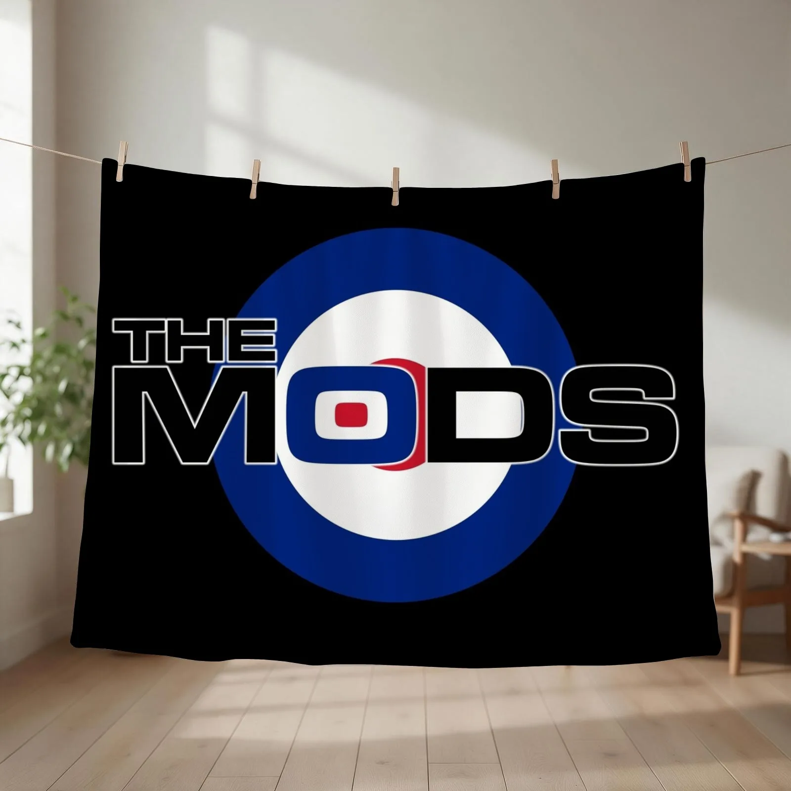 The Mods Target V8 Throw Blanket couch cozy soft plush fuzzy picnic outdoor blanket