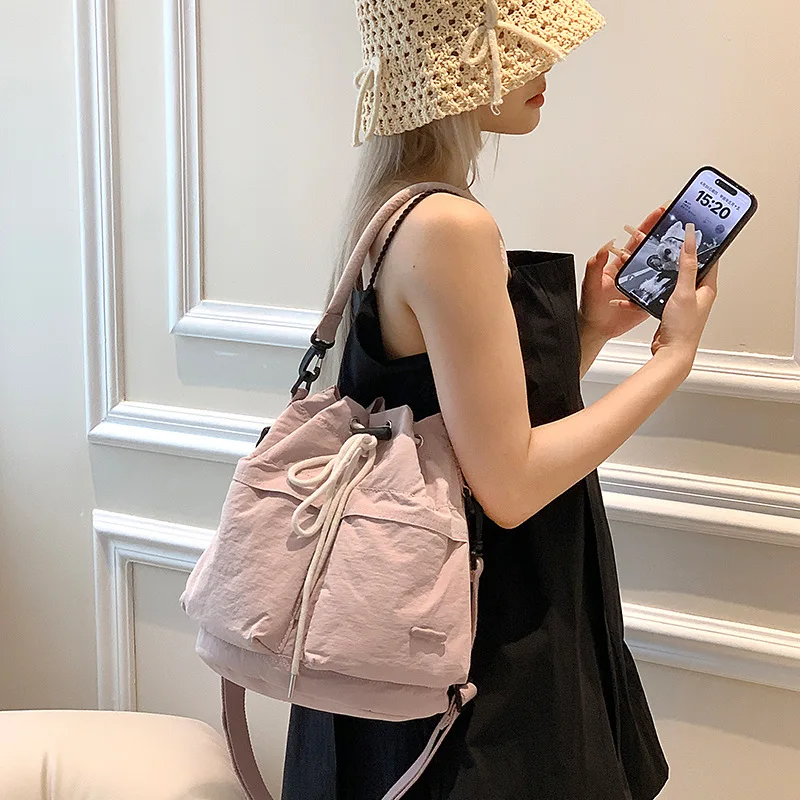 

Colorful Fox 2025 Korean style niche design women's small sachet shoulder crossbody handbag commuting bucket bag