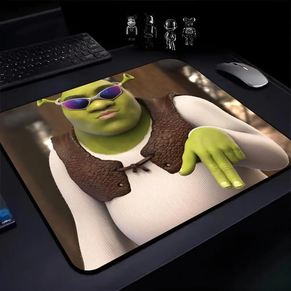 s-Shrek Mouse Pad E-sports players mause pads Game Accessories Game Keyboard Pad Gamer Desktop Mat Boys Girls Friends Holiday Gi