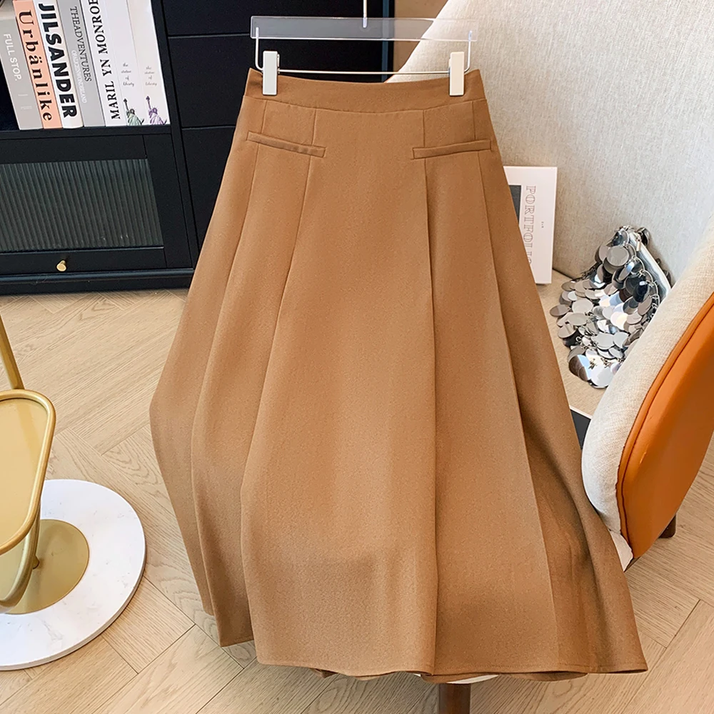 Plus-size women's spring and autumn leisure commute relaxed comfortable coffee color elastic waist simple pleated A-line skirt