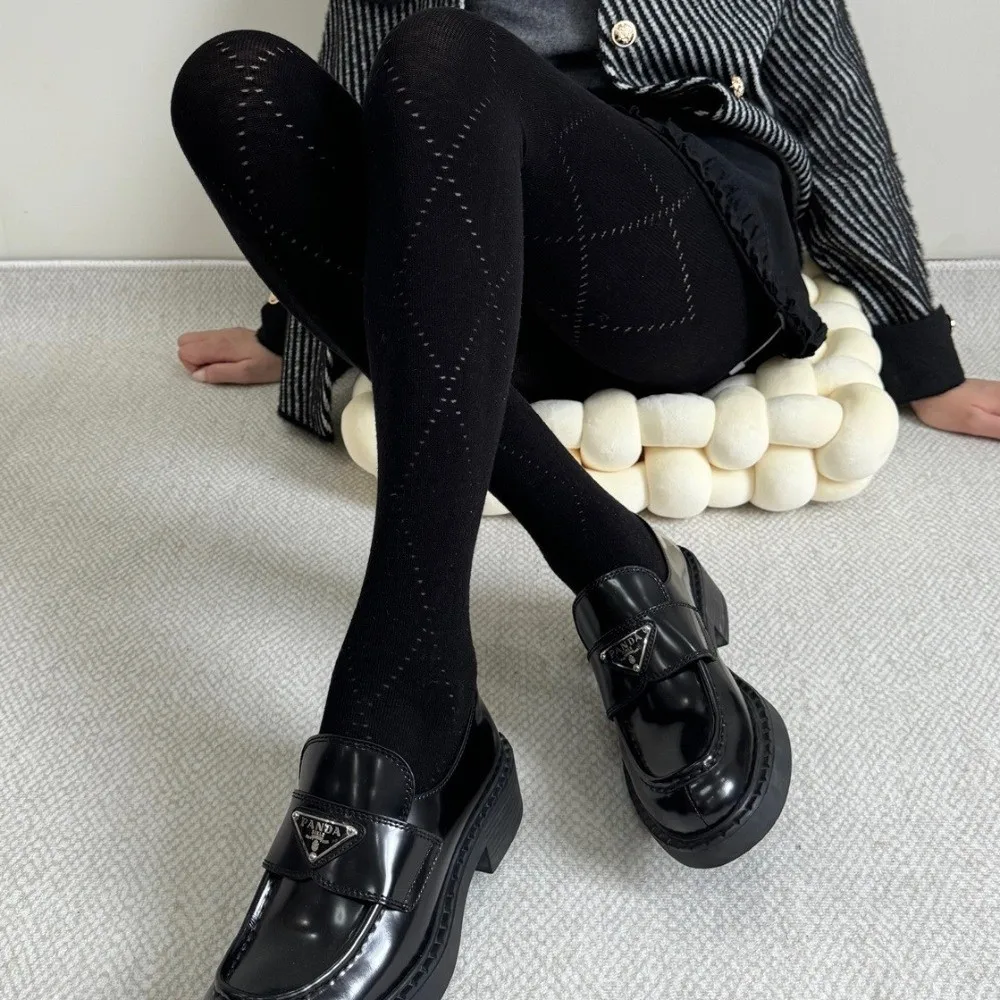 جوارب محبوكة عصرية عتيقة من قماش الجاكار عالية المرونة ضيقة تناسب Argyle الجوارب الناعمة القابلة للتنفس الأساسية جوارب طويلة ملابس يومية #2