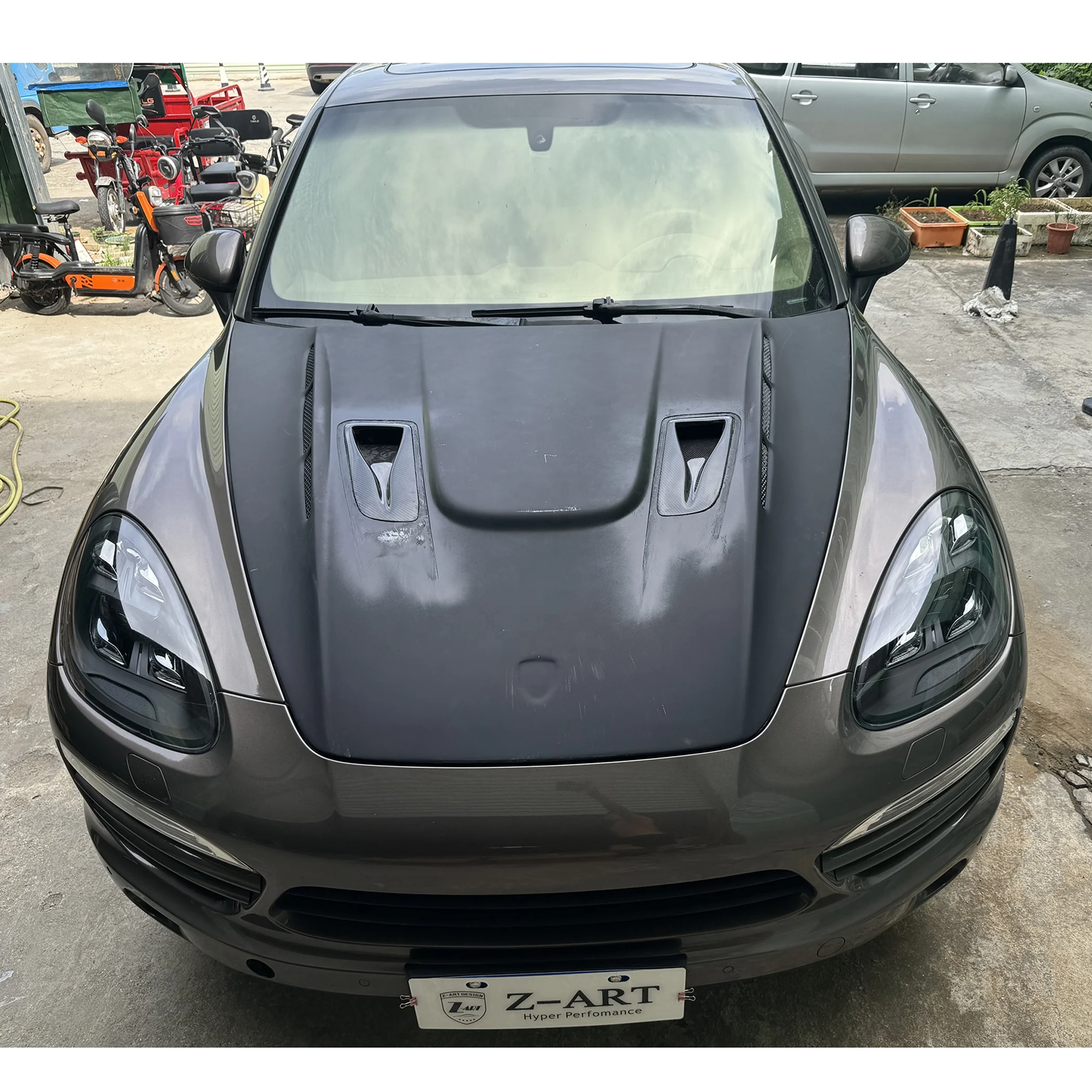 

2011-2014 Капот двигателя из сухого углеродного волокна для Porsche Cayenne 958.1 Передний капот из углеродного волокна Prepreg для Cayenne 958.1