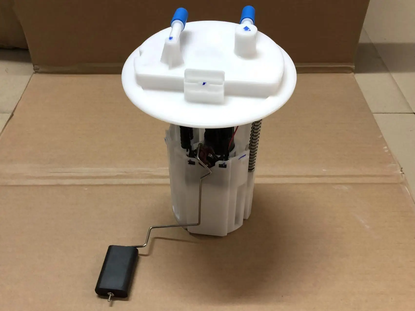 OEIN Fuel Supply Unit Tank Fuel Pump Assembly 1525XE 1525V0 1525Y2