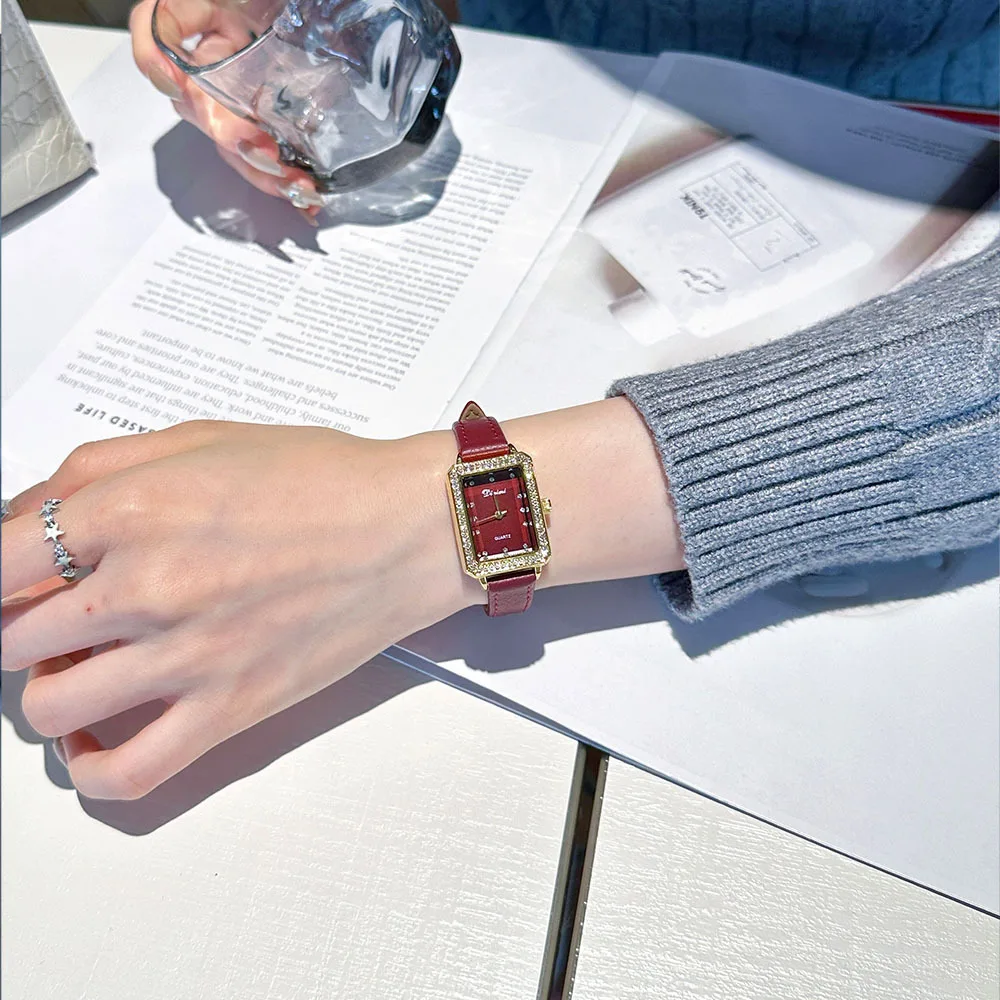 Elegant Women'S Watch, New Square Style, Fashionable Casual Watch, High-Value Design, Perfect As A Birthday Gift For Women.